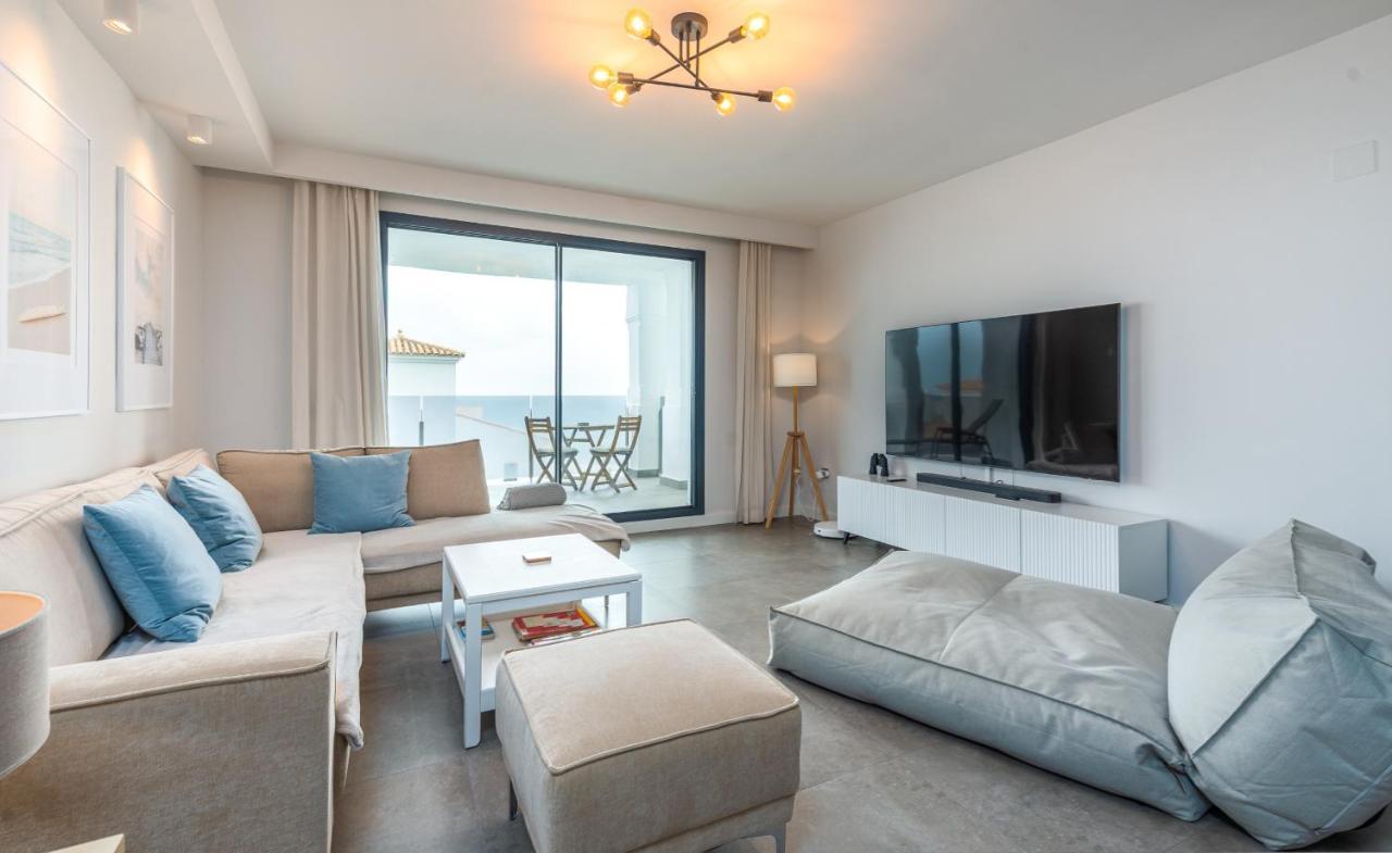 Luxurious Apartment With Sea Views Blue Suites B2-103 마닐바 외부 사진