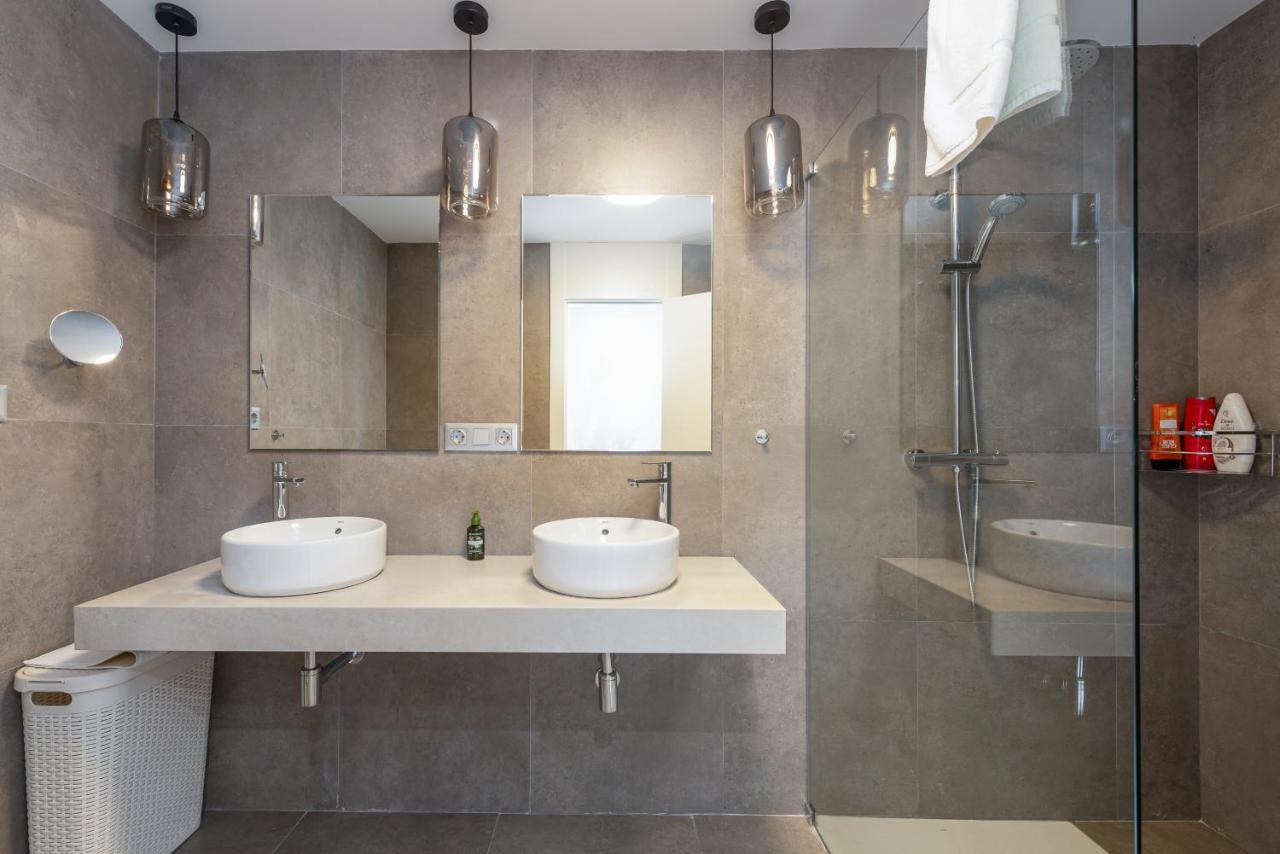 Luxurious Apartment With Sea Views Blue Suites B2-103 마닐바 외부 사진