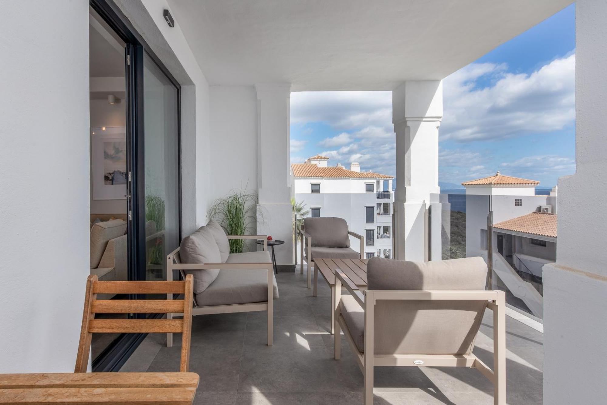 Luxurious Apartment With Sea Views Blue Suites B2-103 마닐바 외부 사진