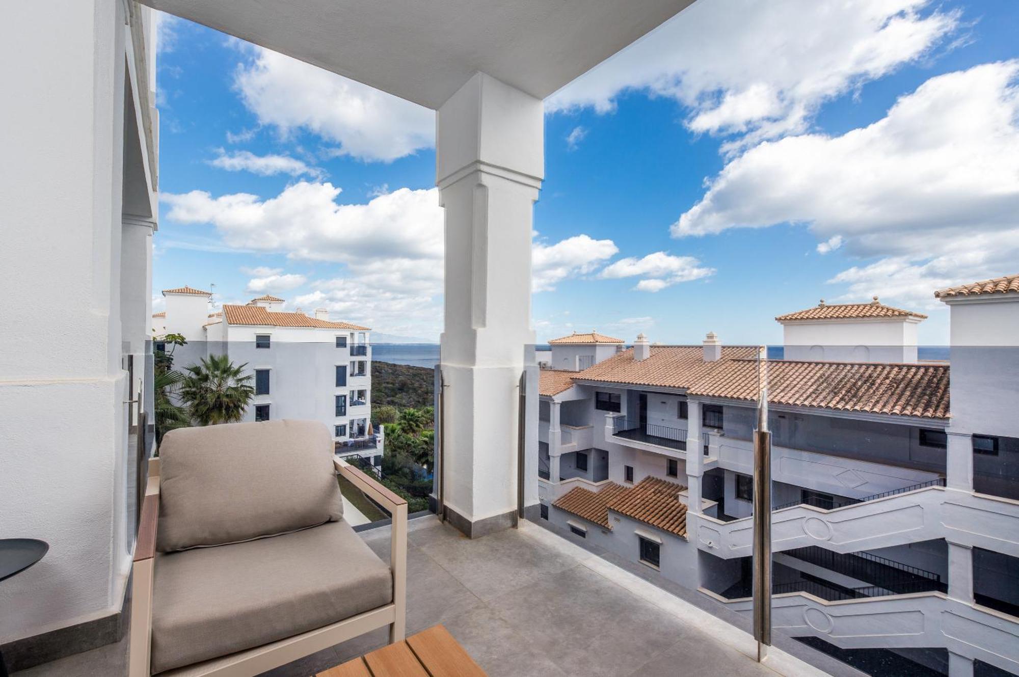 Luxurious Apartment With Sea Views Blue Suites B2-103 마닐바 외부 사진